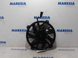 Used Fan motor Peugeot 5008 I (0A/0E) 1.6 THP 16V Price € 34,95 Margin scheme offered by Maresia Parts