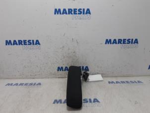 Used Armrest Peugeot 5008 I (0A/0E) 1.6 THP 16V Price € 75,00 Margin scheme offered by Maresia Parts