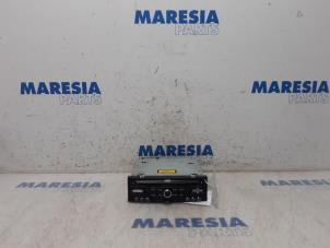 Used Radio CD player Peugeot 5008 I (0A/0E) 1.6 THP 16V Price € 236,25 Margin scheme offered by Maresia Parts