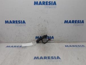 Used AUX / USB connection Peugeot 5008 I (0A/0E) 1.6 THP 16V Price € 35,00 Margin scheme offered by Maresia Parts