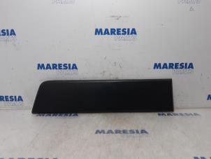 Gebrauchte Zierleiste Citroen Jumper (U9) 2.2 Blue HDi 140 Preis € 48,40 Mit Mehrwertsteuer angeboten von Maresia Parts