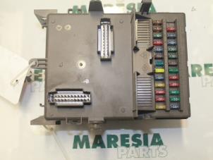 Used Fuse box Renault Laguna II Grandtour (KG) 1.8 16V Price € 105,00 Margin scheme offered by Maresia Parts