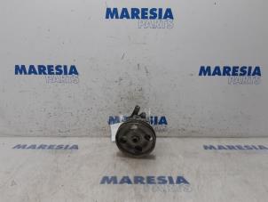Used Power steering pump Citroen Jumper (U9) 2.2 Blue HDi 140 Price € 165,17 Inclusive VAT offered by Maresia Parts
