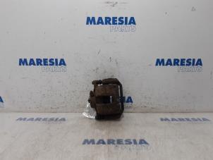 Used Rear brake calliper, left Citroen Jumper (U9) 2.2 Blue HDi 140 Price € 54,45 Inclusive VAT offered by Maresia Parts