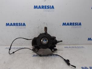 Used Knuckle, front left Citroen Jumper (U9) 2.2 Blue HDi 140 Price € 127,05 Inclusive VAT offered by Maresia Parts