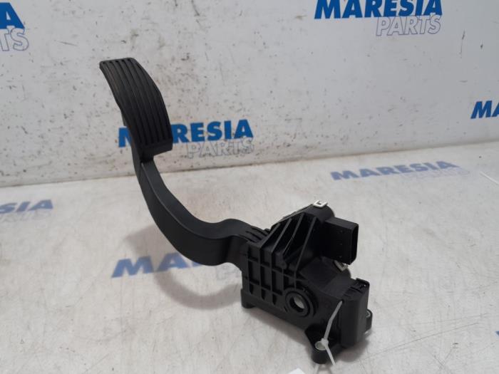 Begagnade Gaspedalsensor Fiat Punto III (199) 0.9 TwinAir Turbo 100 Pris € 15,00 Marginaltabell erbjuds av Maresia Parts