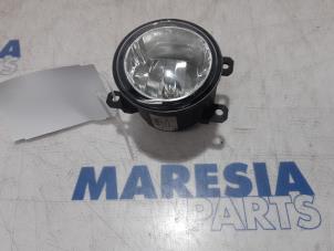 Used Fog light, front right Fiat Punto III (199) 0.9 TwinAir Turbo 100 Price € 20,00 Margin scheme offered by Maresia Parts
