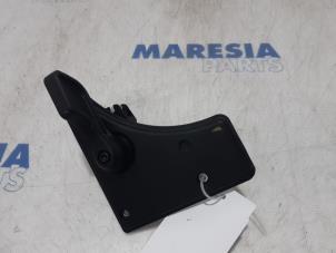 Gebrauchte Schiebetürgriff rechts Citroen Jumper (U9) 2.2 Blue HDi 140 Preis € 42,35 Mit Mehrwertsteuer angeboten von Maresia Parts