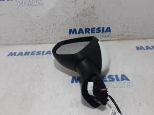 Used Wing mirror, left Renault Clio IV Estate/Grandtour (7R) 0.9 Energy TCE 90 12V Price € 85,00 Margin scheme offered by Maresia Parts