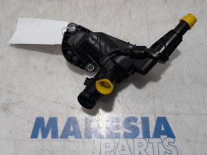 Used Thermostat housing Renault Clio IV Estate/Grandtour (7R) 0.9 Energy TCE 90 12V Price € 20,00 Margin scheme offered by Maresia Parts