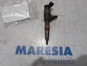 Używane Wtryskiwacz (Diesel) Citroen C4 Picasso (3D/3E) 1.6 BlueHDI 115 Cena € 50,00 Procedura marży oferowane przez Maresia Parts