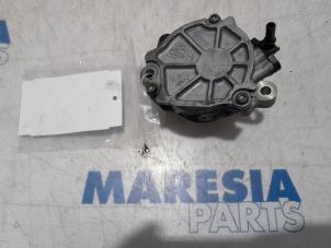 Used Vacuum pump (diesel) Citroen C4 Picasso (3D/3E) 1.6 BlueHDI 115 Price € 35,00 Margin scheme offered by Maresia Parts