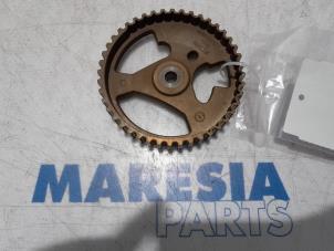Used Camshaft sprocket Citroen C4 Picasso (3D/3E) 1.6 BlueHDI 115 Price € 20,00 Margin scheme offered by Maresia Parts