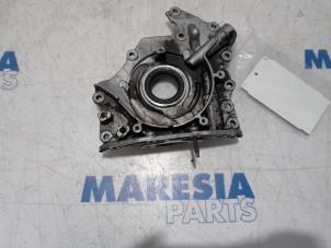 Używane Pompa oleju Citroen C4 Picasso (3D/3E) 1.6 BlueHDI 115 Cena € 50,00 Procedura marży oferowane przez Maresia Parts