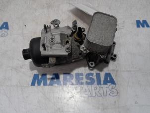 Used Oil filter holder Citroen C4 Cactus (0B/0P) 1.6 Blue Hdi 100 Price € 65,00 Margin scheme offered by Maresia Parts