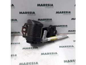 Usados Cinturón de seguridad derecha delante Lancia K(Appa) Precio € 50,00 Norma de margen ofrecido por Maresia Parts