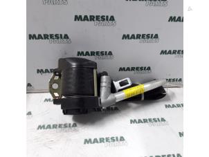 Usagé Ceinture avant droit Lancia Kappa 2.0 20V LE,LS Prix € 50,00 Règlement à la marge proposé par Maresia Parts