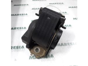 Usagé Ceinture arrière droit Lancia Kappa 2.0 20V LE,LS Prix € 75,00 Règlement à la marge proposé par Maresia Parts