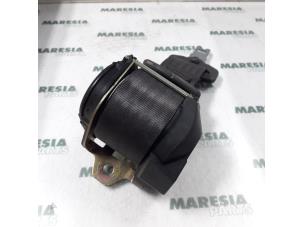 Used Rear seatbelt, centre Fiat Punto II (188) 1.8 HGT 16V 3-Drs. Price € 35,00 Margin scheme offered by Maresia Parts