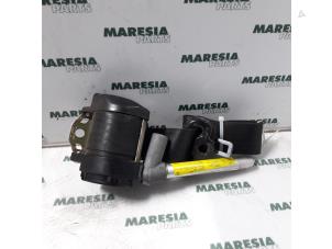 Usagé Ceinture avant gauche Lancia Kappa 2.0 20V LE,LS Prix € 50,00 Règlement à la marge proposé par Maresia Parts