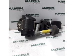 Usagé Ceinture avant gauche Lancia Kappa 2.0 20V LE,LS Prix € 50,00 Règlement à la marge proposé par Maresia Parts
