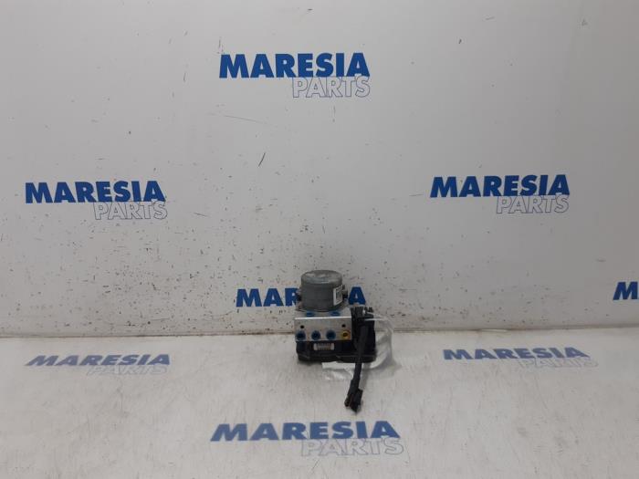 Gebrauchte ABS Pumpe Alfa Romeo MiTo (955) 1.4 Turbo Multi Air 16V Preis € 131,25 Margenregelung angeboten von Maresia Parts