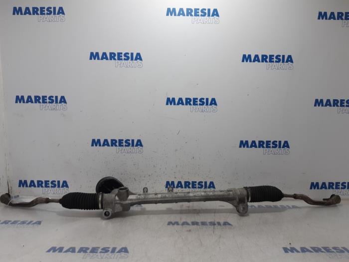 Steering box from a Renault Megane IV (RFBB) 1.2 Energy TCE 130 2016