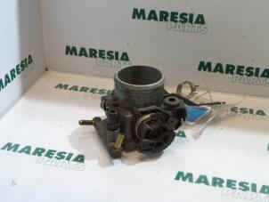Usados Cuerpo de válvula de mariposa Alfa Romeo 155 (167) 1.6 Twin Spark 16V Precio € 75,00 Norma de margen ofrecido por Maresia Parts