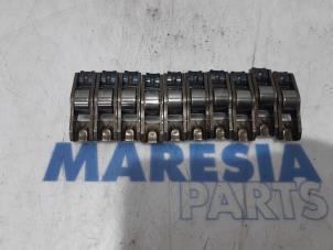 Used Rocker arm Fiat Ducato (250) 2.3 D 120 Multijet Price € 60,50 Inclusive VAT offered by Maresia Parts