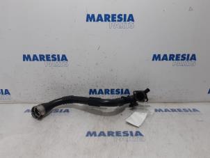 Used Intercooler tube Renault Clio IV Estate/Grandtour (7R) 0.9 Energy TCE 90 12V Price € 35,00 Margin scheme offered by Maresia Parts