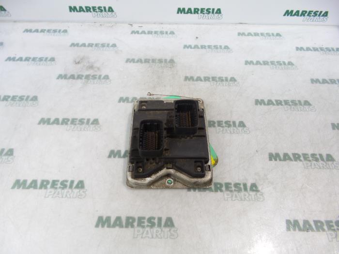 Used Engine management computer Alfa Romeo 156 (932) 1.6 Twin Spark 16V Price € 75,00 Margin scheme offered by Maresia Parts