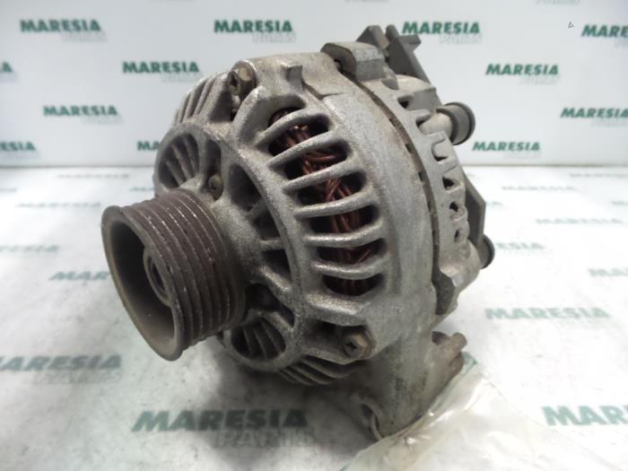 Begagnade Dynamo Citroen Xantia (X2/X7) 1.8i Pris € 40,00 Marginaltabell erbjuds av Maresia Parts