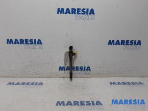 Used Injector (diesel) Peugeot Boxer (U9) 2.2 HDi 110 Euro 5 Price € 190,58 Inclusive VAT offered by Maresia Parts