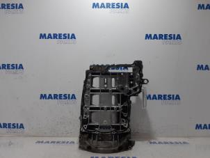 Używane Miska olejowa Peugeot Boxer (U9) 2.2 HDi 110 Euro 5 Cena € 127,05 Z VAT oferowane przez Maresia Parts