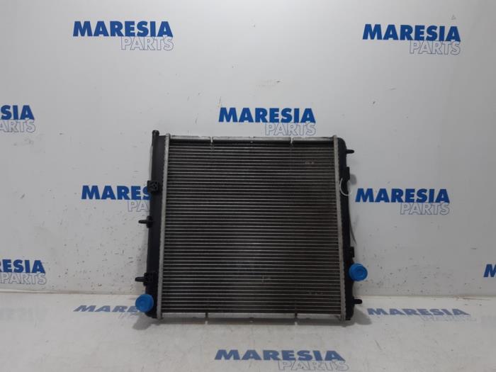 Used Radiator Peugeot 208 I (CA/CC/CK/CL) 1.0 Vti 12V PureTech Price € 35,00 Margin scheme offered by Maresia Parts