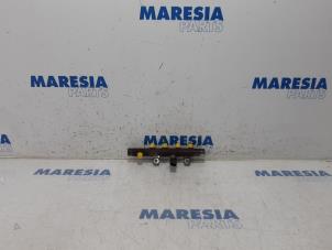 Used Fuel injector nozzle Renault Megane III Grandtour (KZ) 1.5 dCi 110 Price € 50,00 Margin scheme offered by Maresia Parts