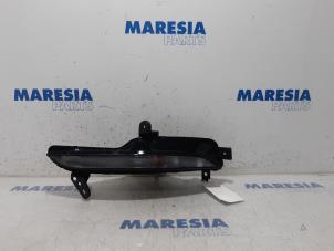 Used Indicator, left Renault Megane IV (RFBB) 1.2 Energy TCE 130 Price € 65,00 Margin scheme offered by Maresia Parts