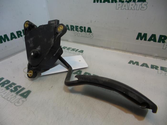 Gebrauchte Gaspedalposition Sensor Renault Scénic II (JM) 1.6 16V Preis € 35,00 Margenregelung angeboten von Maresia Parts