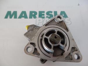 Usagé Pompe à vide (diesel) Alfa Romeo 147 (937) 1.9 JTD 115 Prix € 35,00 Règlement à la marge proposé par Maresia Parts