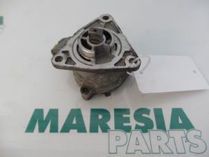 Used Vacuum pump (diesel) Fiat Punto II (188) 1.9 DS 60 Price € 35,00 Margin scheme offered by Maresia Parts