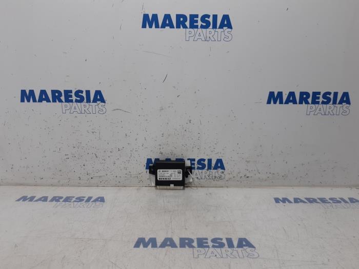 Begagnade PDC-modul Renault Megane IV (RFBB) 1.2 Energy TCE 130 Pris € 110,00 Marginaltabell erbjuds av Maresia Parts