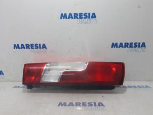 Używane Tylne swiatlo pozycyjne lewe Citroen Jumper (U9) 2.0 BlueHDi 130 Cena € 90,75 Z VAT oferowane przez Maresia Parts