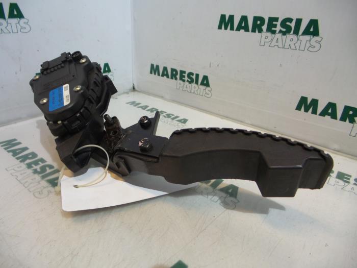 Begagnade Gaspedalsensor Renault Laguna II Grandtour (KG) 1.8 16V Pris € 30,00 Marginaltabell erbjuds av Maresia Parts