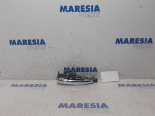Used Rear door handle 4-door, right Citroen C3 (SC) 1.2 VTi 82 12V Price € 35,00 Margin scheme offered by Maresia Parts