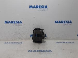 Gebrauchte Bremszange rechts hinten Citroen Jumper (U9) 2.0 BlueHDi 130 Preis € 54,45 Mit Mehrwertsteuer angeboten von Maresia Parts
