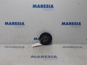 Used Crankshaft pulley Citroen C4 Grand Picasso (3A) 1.6 BlueHDI 120 Price € 25,00 Margin scheme offered by Maresia Parts