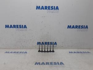 Used Induction valve Peugeot Expert (G9) 2.0 HDi 140 16V Price € 20,00 Margin scheme offered by Maresia Parts