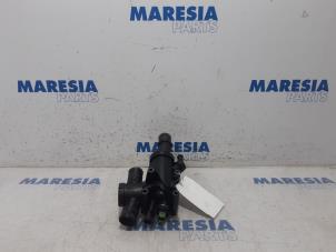 Used Thermostat housing Peugeot Expert (G9) 2.0 HDi 140 16V Price € 30,00 Margin scheme offered by Maresia Parts