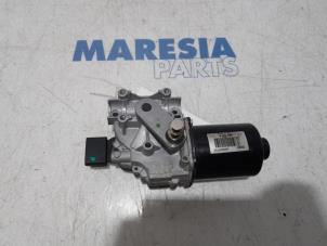 Used Front wiper motor Peugeot Expert (VA/VB/VE/VF/VY) 2.0 Blue HDi 180 16V Price € 90,75 Inclusive VAT offered by Maresia Parts
