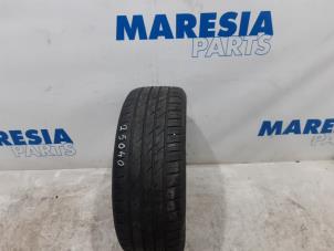 Used Tyre Citroen C4 Grand Picasso (UA) 2.0 HDiF 16V 135 Price € 20,00 Margin scheme offered by Maresia Parts